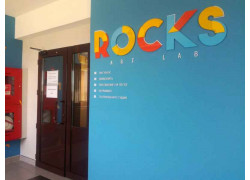 Rocks Art Lab